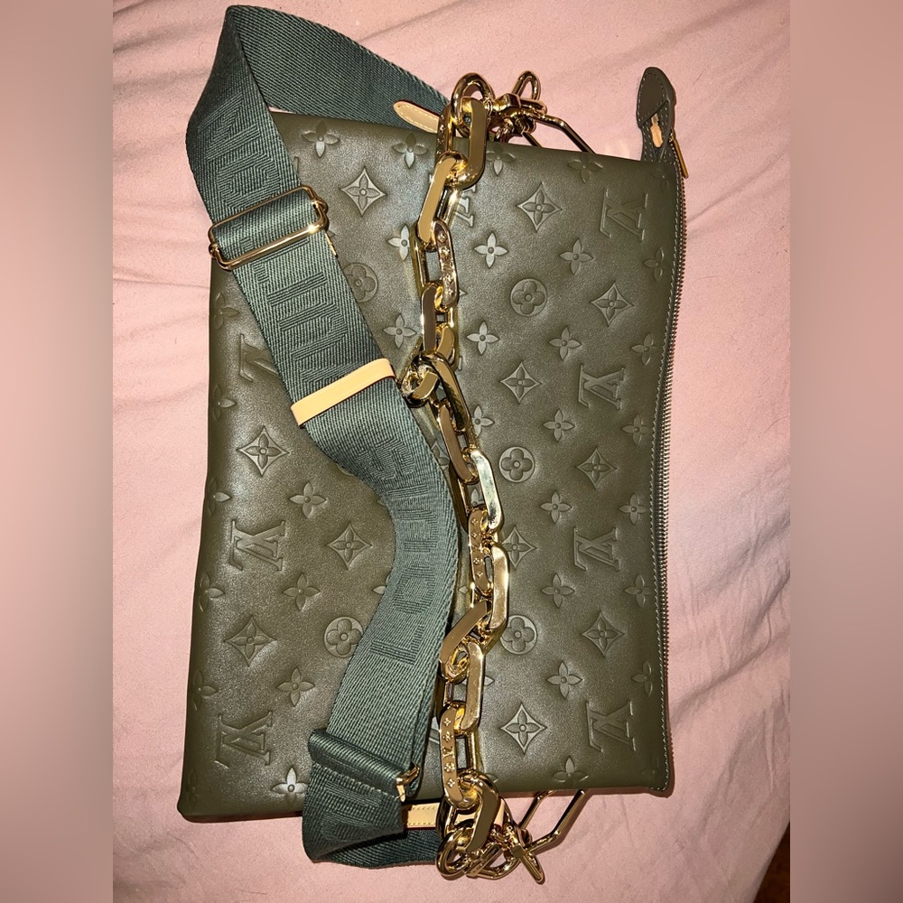 Louis Vuitton Coussin
